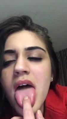 American Teen Fingered By Her Boyfriend On Periscope - Usa on girlsporntube.one