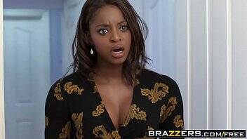 Brazzers - Shes Gonna Squirt - Jasmine Webb and Danny D - Lovin That Porno Vibe on girlsporntube.one