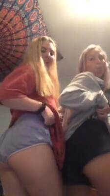 American Sexy Girls Teasing On Periscope ! - Usa on girlsporntube.one