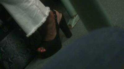 Hot Ebony Feet In Slingback High Heels on girlsporntube.one