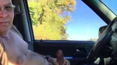 Daddy in the car play and cum on girlsporntube.one