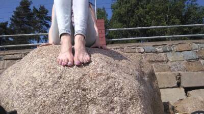 BEACH FEET on girlsporntube.one