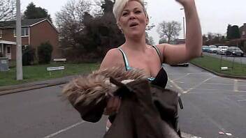 Dexy milf pisses herself in public and shows her ass to passing cars - Britain on girlsporntube.one