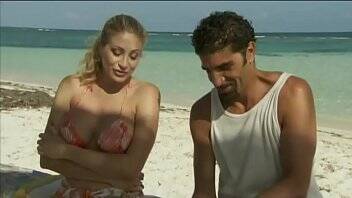 Italian pornstar Vittoria Risi screwed by two sailors on the beach - Italy on girlsporntube.one