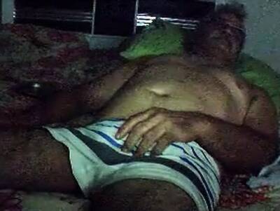 Str8 daddy stroke on bed on girlsporntube.one