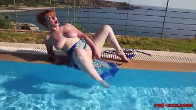 Red Xxx - Mature Redhead Fucking And Masturbating Poolside on girlsporntube.one