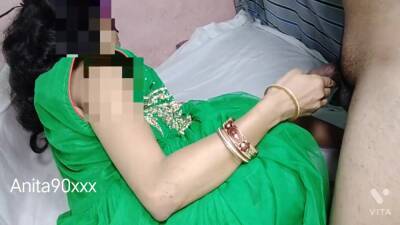 Indian Husband Wife Fucking In Home Green Suit Me - India on girlsporntube.one