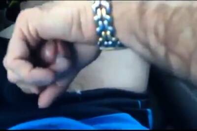 Str8 married helping hand in the car on girlsporntube.one