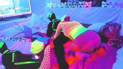 Sexyneonkitty Blowjob After Pegging Screwme-doo Live on girlsporntube.one