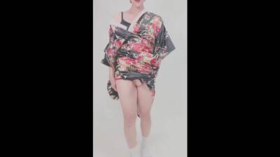 Sexy femboy is a geisha masturbating her cock no hands on girlsporntube.one