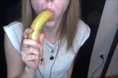 Peas And Pies Asmr - New Perspective Banana Sucking on girlsporntube.one