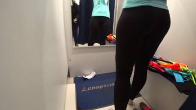 Mature milf and her young daughter in a public fitting room. Different swimsuits and mini bikinis on sexy big ass. - Russia on girlsporntube.one