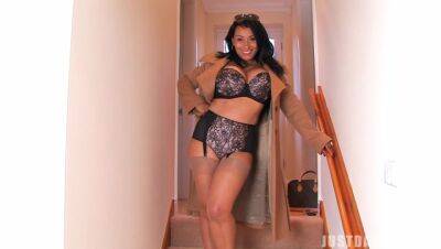 Smashing mature in hot lingerie goes full mode masturbating on cam on girlsporntube.one