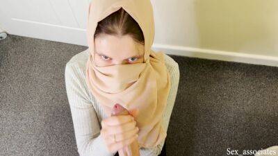 Young Muslim Pregnant Wife In Hijab Trained By Her Husbund On How To Please A Man on girlsporntube.one