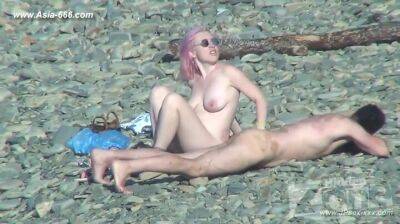 Peeping Naturist Beach.38 on girlsporntube.one