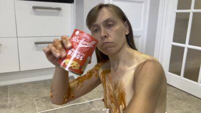 Relax To Sploshing In Spaghetti Hoops - Wam Video on girlsporntube.one