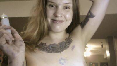 Crazy Lady Beth Chats To You And Vapes Nude on girlsporntube.one