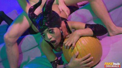 Fakehub Originals - Pumping Pumpkins 1 - Polly Pons on girlsporntube.one