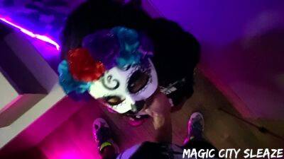 Magic City Sleaze A Halloween Tug And Suck on girlsporntube.one