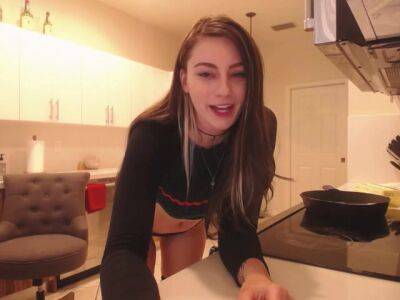 Amateur Webcam Cute Teen Plays Solo With Big Dildo on girlsporntube.one