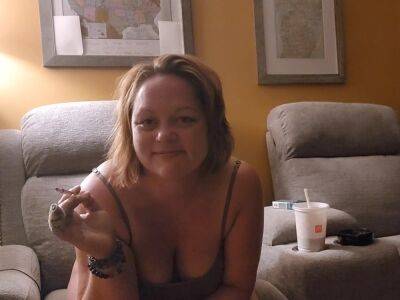 Mommy Is Ready To Relax And Smoke With You on girlsporntube.one