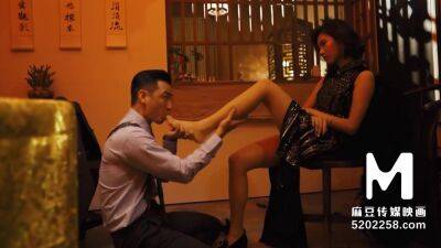 Sensual Chinese couple loves erotic massage - China on girlsporntube.one