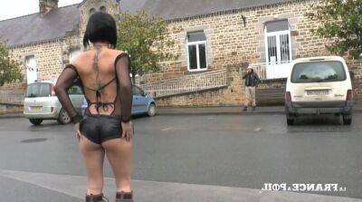 Exhib Big Boobed And Tattooed Mommy - France on girlsporntube.one