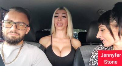 Jennyfer Stone shows her big ass and her pussy in the car - Big tits on girlsporntube.one