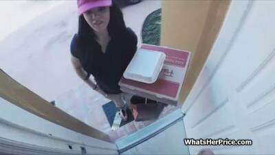 Pizza delivery chick makes some extra for cash on girlsporntube.one