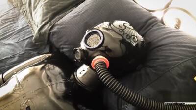 Latex Gasmask Breathplay on girlsporntube.one