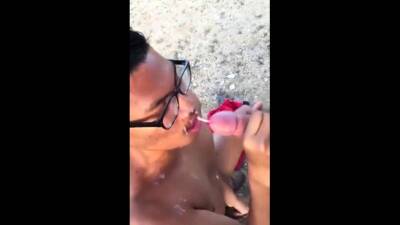 Beach Head with Cum on girlsporntube.one