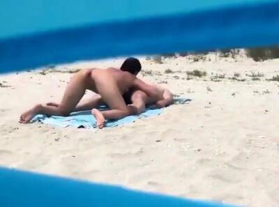 Nude Couple Spying Mature Couple Fucking Nudist Beach on girlsporntube.one