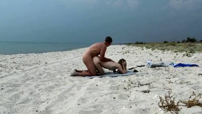 Real public beach fun on girlsporntube.one