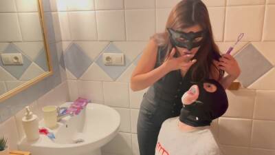 Princess Yosse Toothbrushing Spitting Humiliation on girlsporntube.one