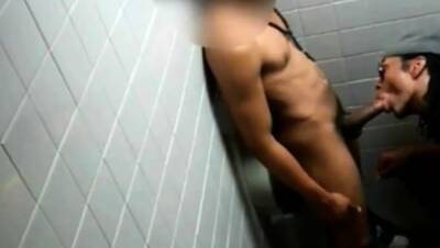 Black fucking in the bathroom on girlsporntube.one