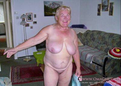 OMAGEIL Old Amateur Granny Pictures Collected Everywhere - Mature on girlsporntube.one