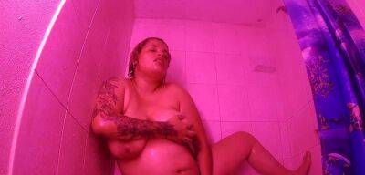 Ebony Bbw Dildoing In The Shower on girlsporntube.one