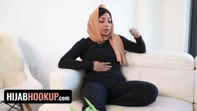 Hijab Hookup - Muslim Babe Doing Fasting Eats Big Juicy Cock To Sustain Her Physical Hunger on girlsporntube.one