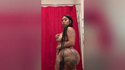 Thick Ig Girl Realms.sabrina Massive Ass Oiled Up on girlsporntube.one