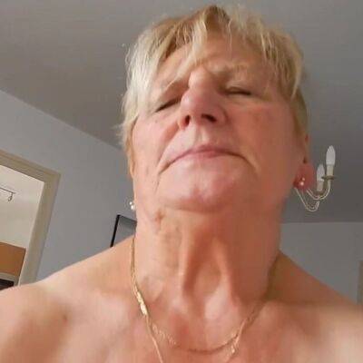 Fucking a sexy older lady on girlsporntube.one