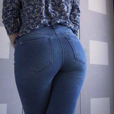 Tight Blue Jeans Ass Worship Tease 4K on girlsporntube.one