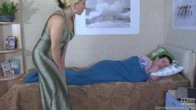 Step mom sneaks into her step-sons bedroom and wakes him up with her lips. on girlsporntube.one