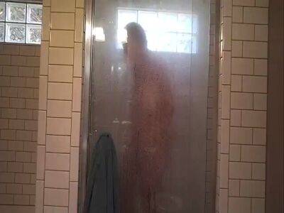 Old *** sitter viigorously rubbing clit and asshole in shower on girlsporntube.one