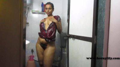 Indian College 18 Year Old Big Ass Babe In Bathroom Taking Shower - India on girlsporntube.one