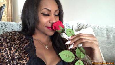 Hot Ebony Cougar Is Gonna Kiss Your Dickhead - Sugar Baby - France on girlsporntube.one