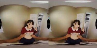 03544 Beautiful girl: VR video - Japan on girlsporntube.one