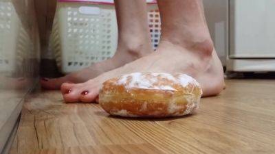 Barefoot Food Trample on girlsporntube.one