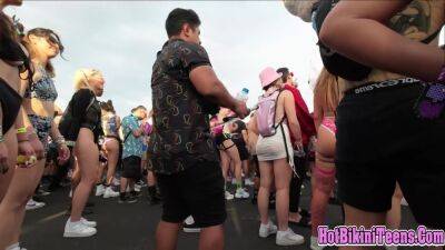 Hot big ass asian raver girl shaking her big ass cheeks at rave festival on girlsporntube.one