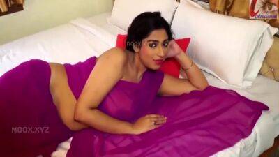 Indian Woman In Saree 2 - India on girlsporntube.one