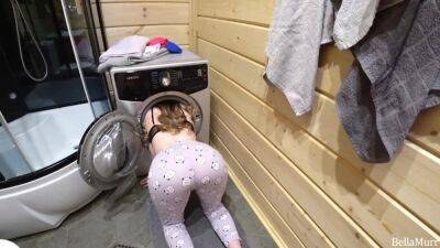 Bella gets stuck in the washing machine and opportunistically doggystyled. on girlsporntube.one